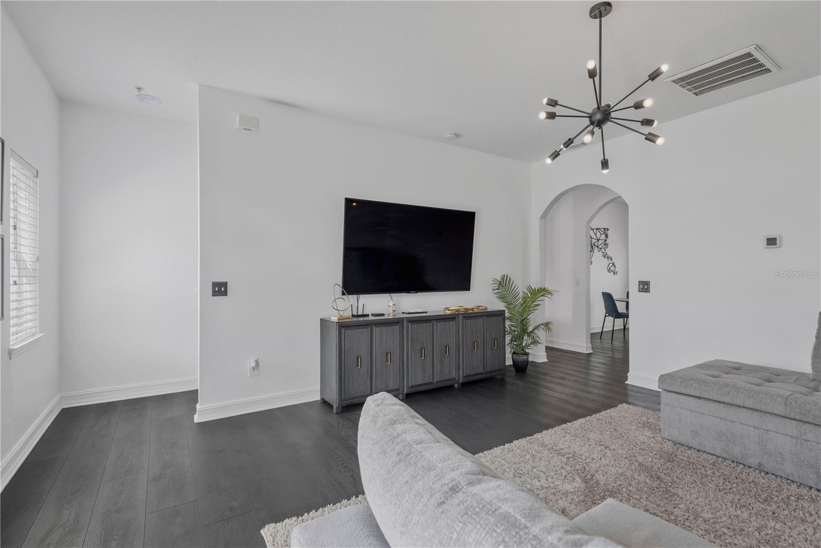 VILLAS OF TOSCANA TOWNHOMES - Residential