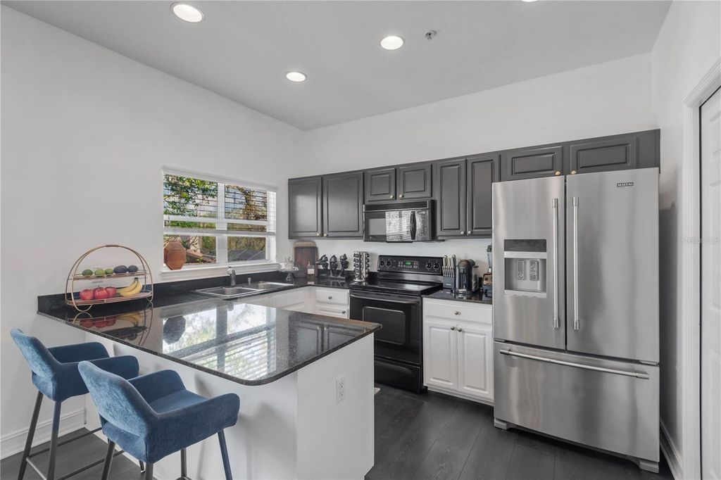 Photo of 3117 Toscana Circle, Tampa, FL 33611 (MLS # TB8491460)