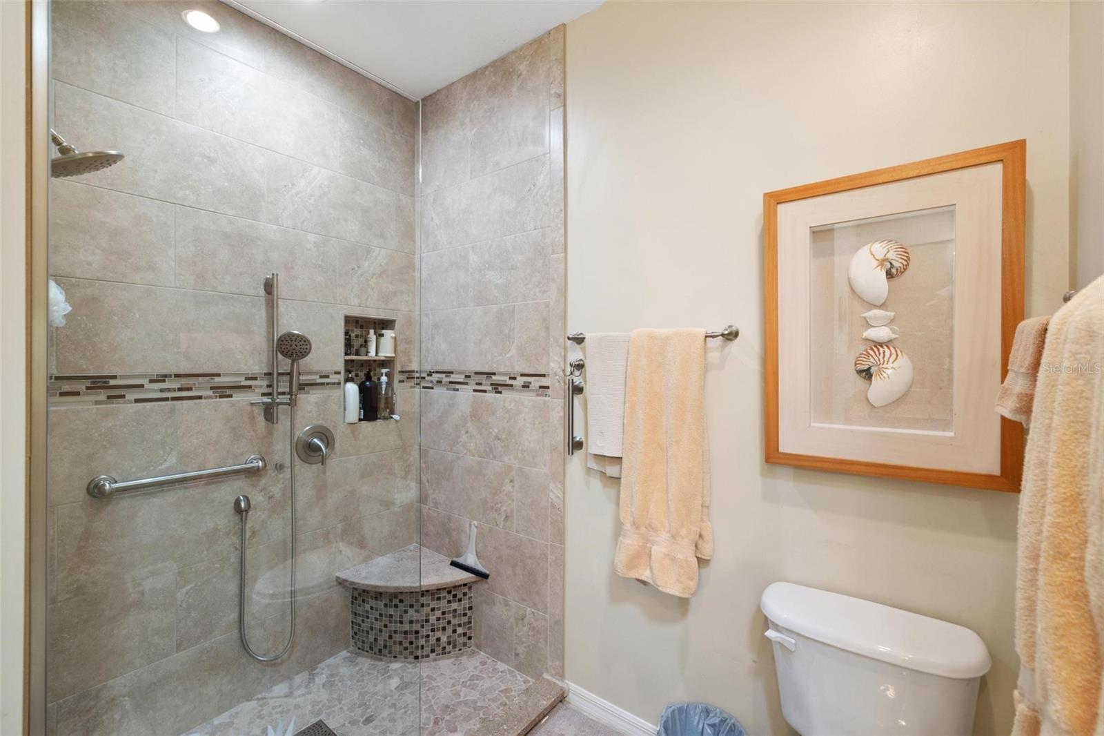 HERITAGE OAK PARK - Residential