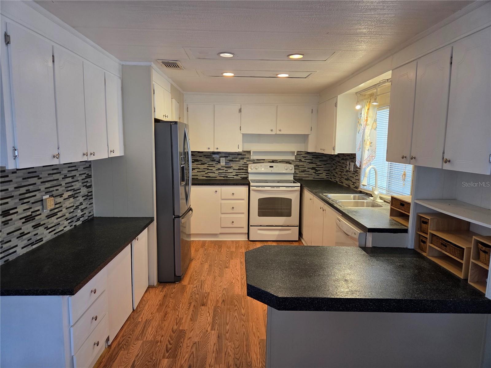 HIGH POINT SUB UNIT 5 - Residential