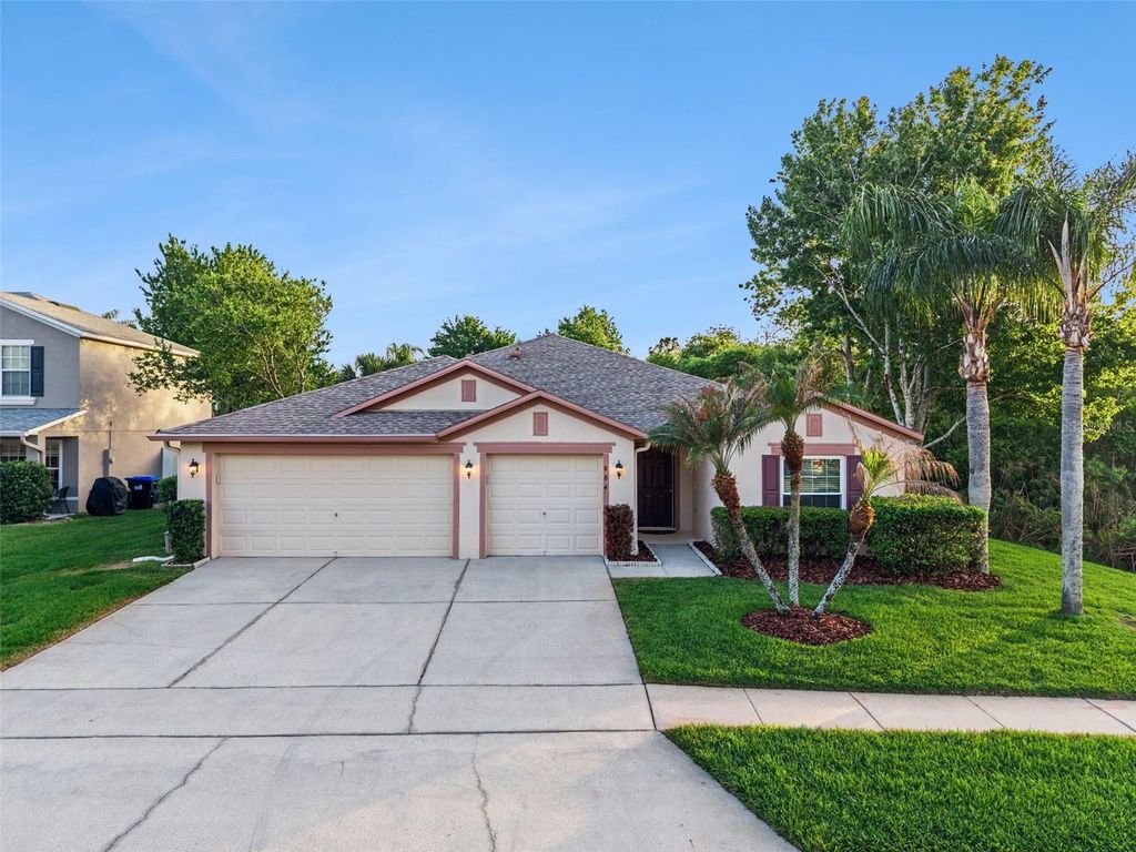 Photo of 884 Belhaven Drive, Orlando, FL 32828 (MLS # O6399477)