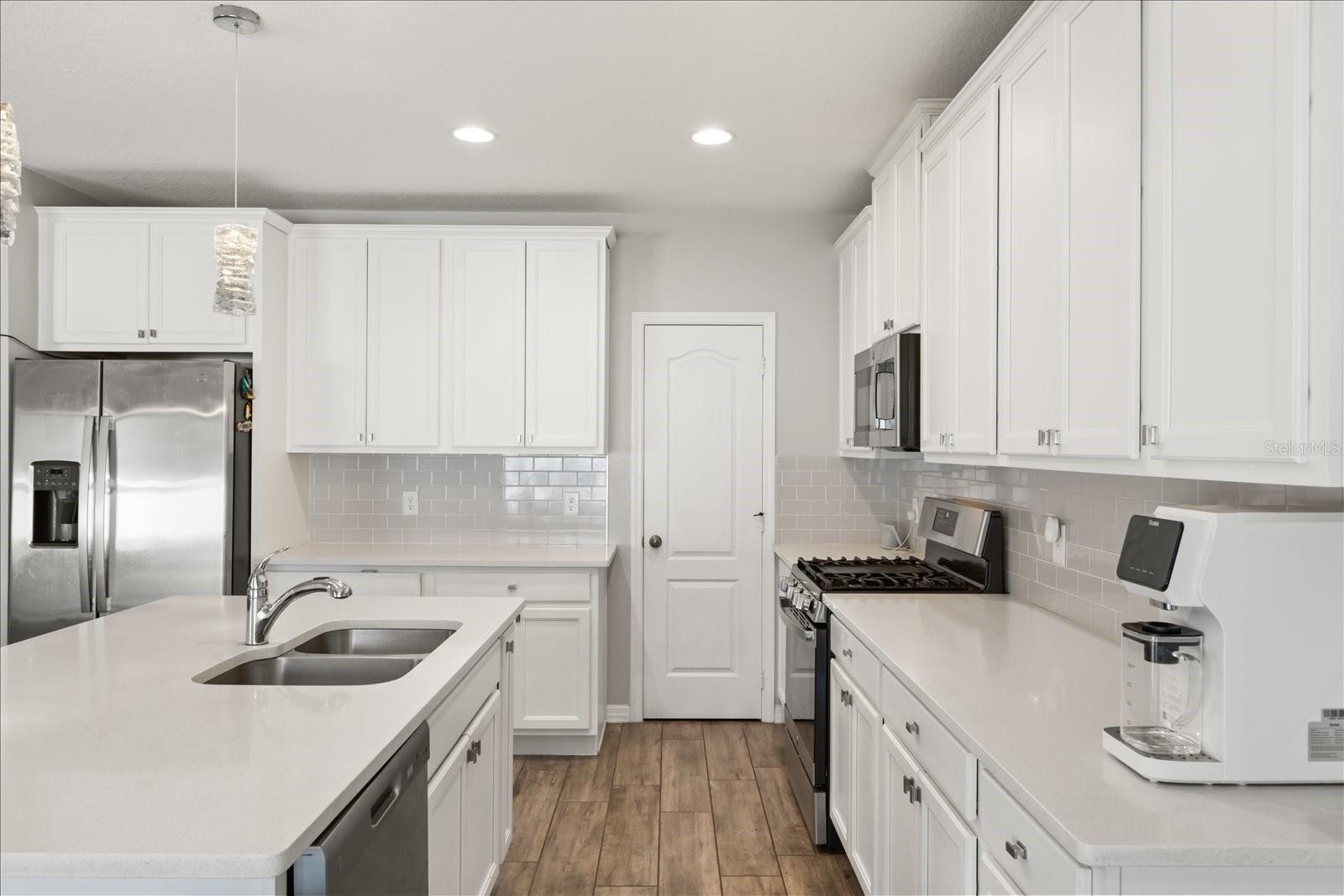3937 CEREMONY COVE
