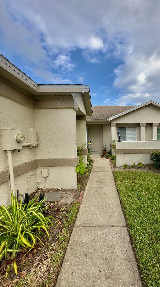 CLUB COURTS AT MEADOW WOODS PH 02 - Residential