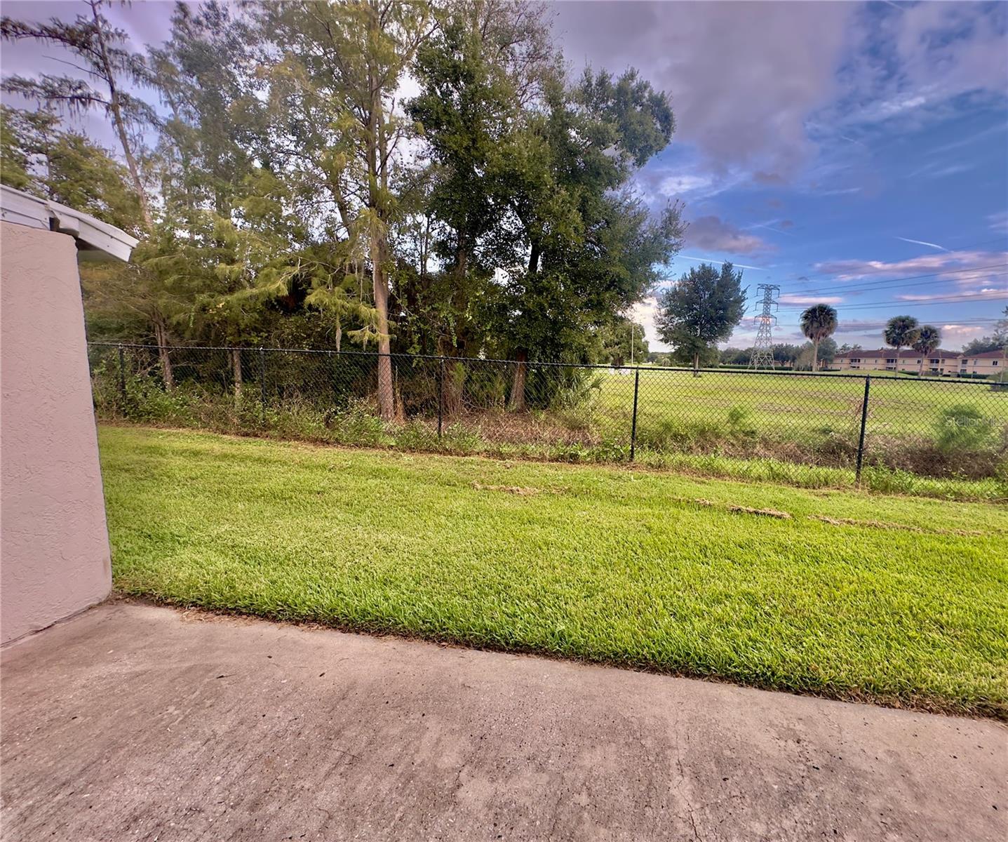 CLUB COURTS AT MEADOW WOODS PH 02 - Residential