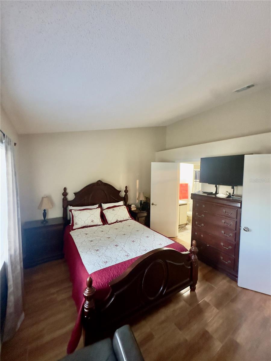 CLUB COURTS AT MEADOW WOODS PH 02 - Residential