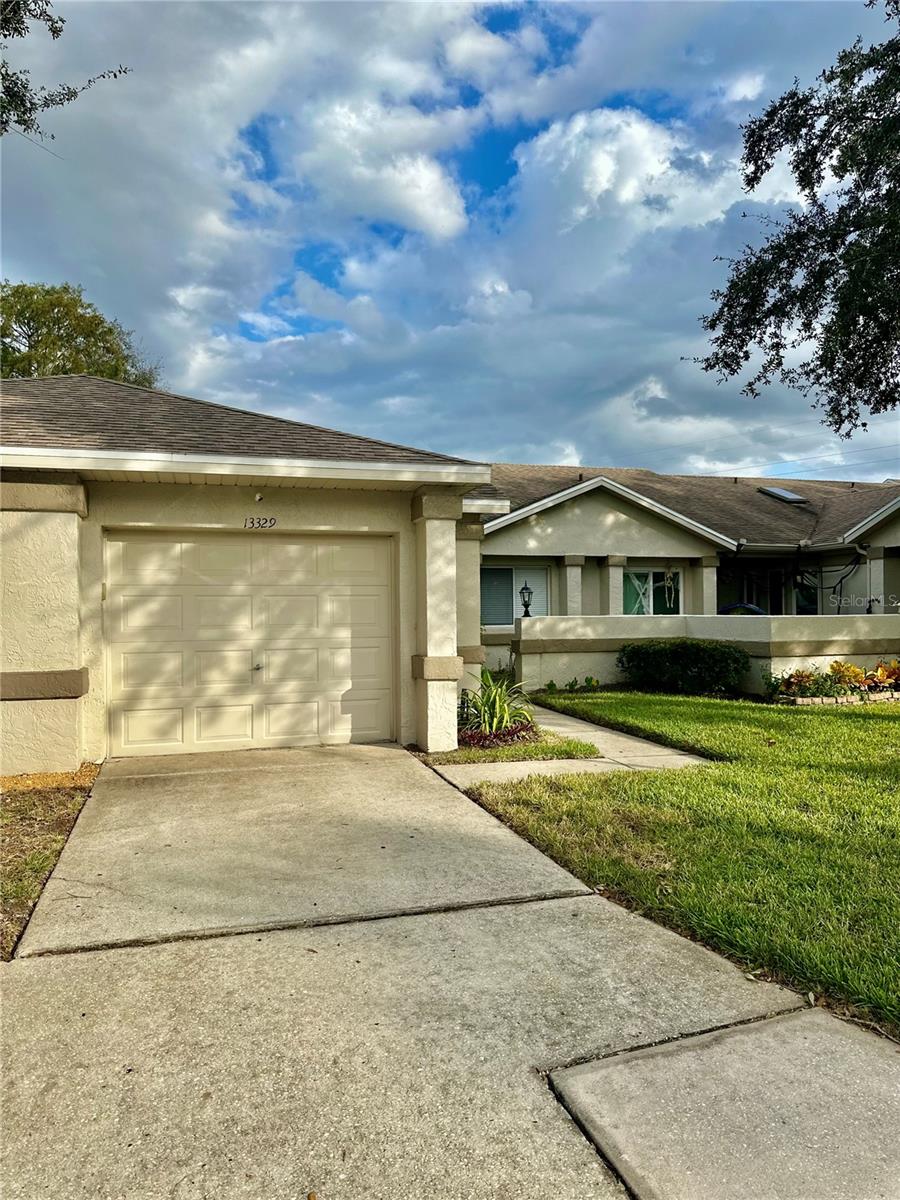 CLUB COURTS AT MEADOW WOODS PH 02 - Residential
