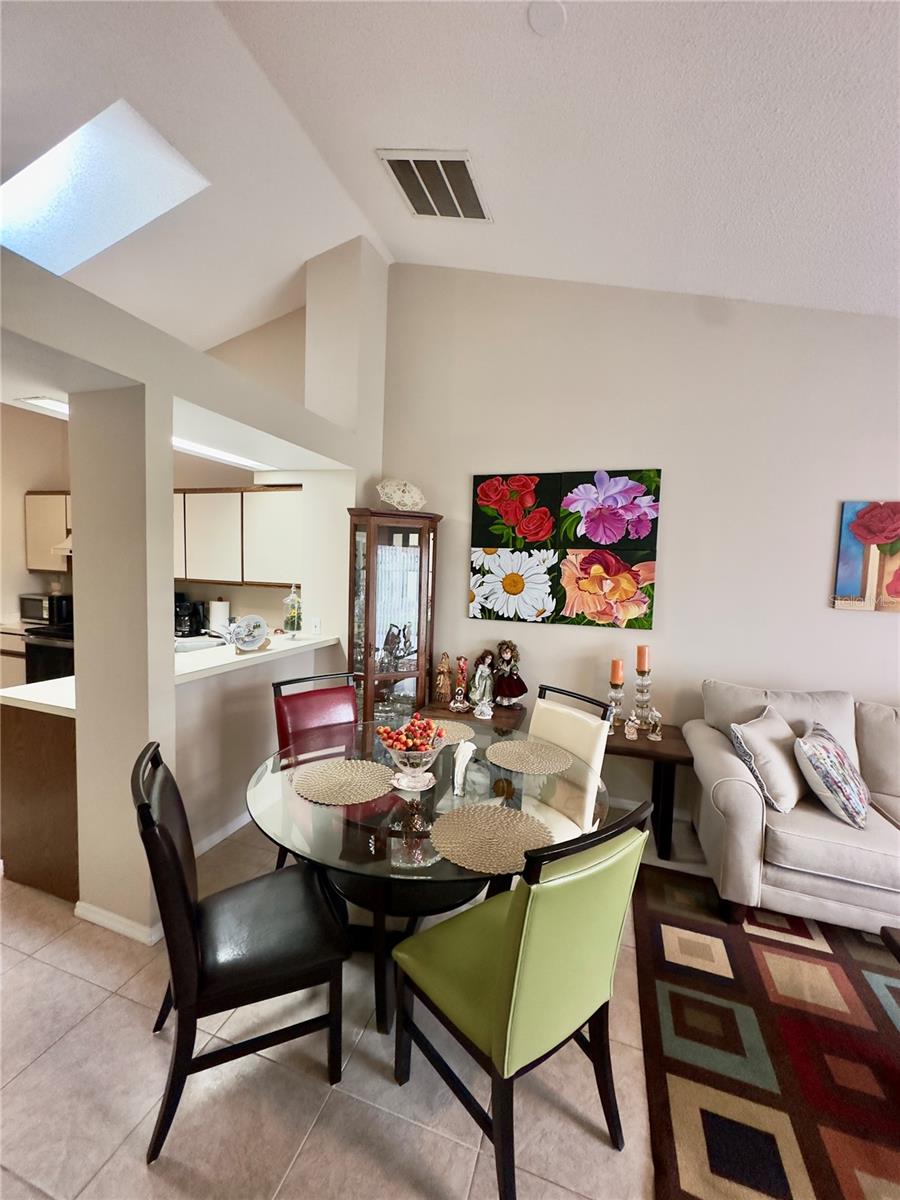 CLUB COURTS AT MEADOW WOODS PH 02 - Residential