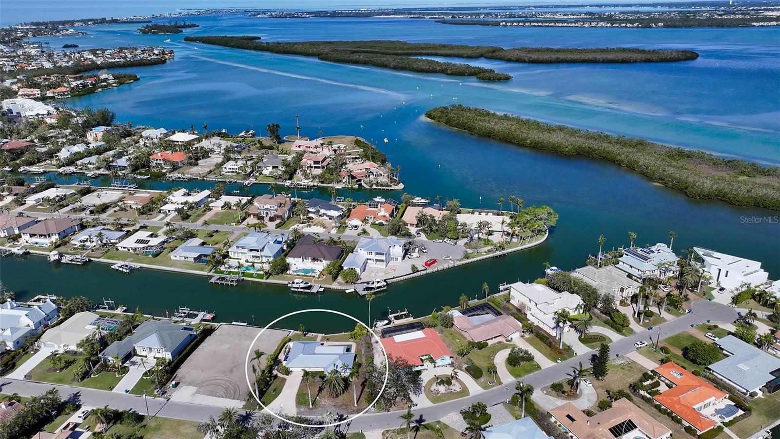 EMERALD HARBOR - Residential