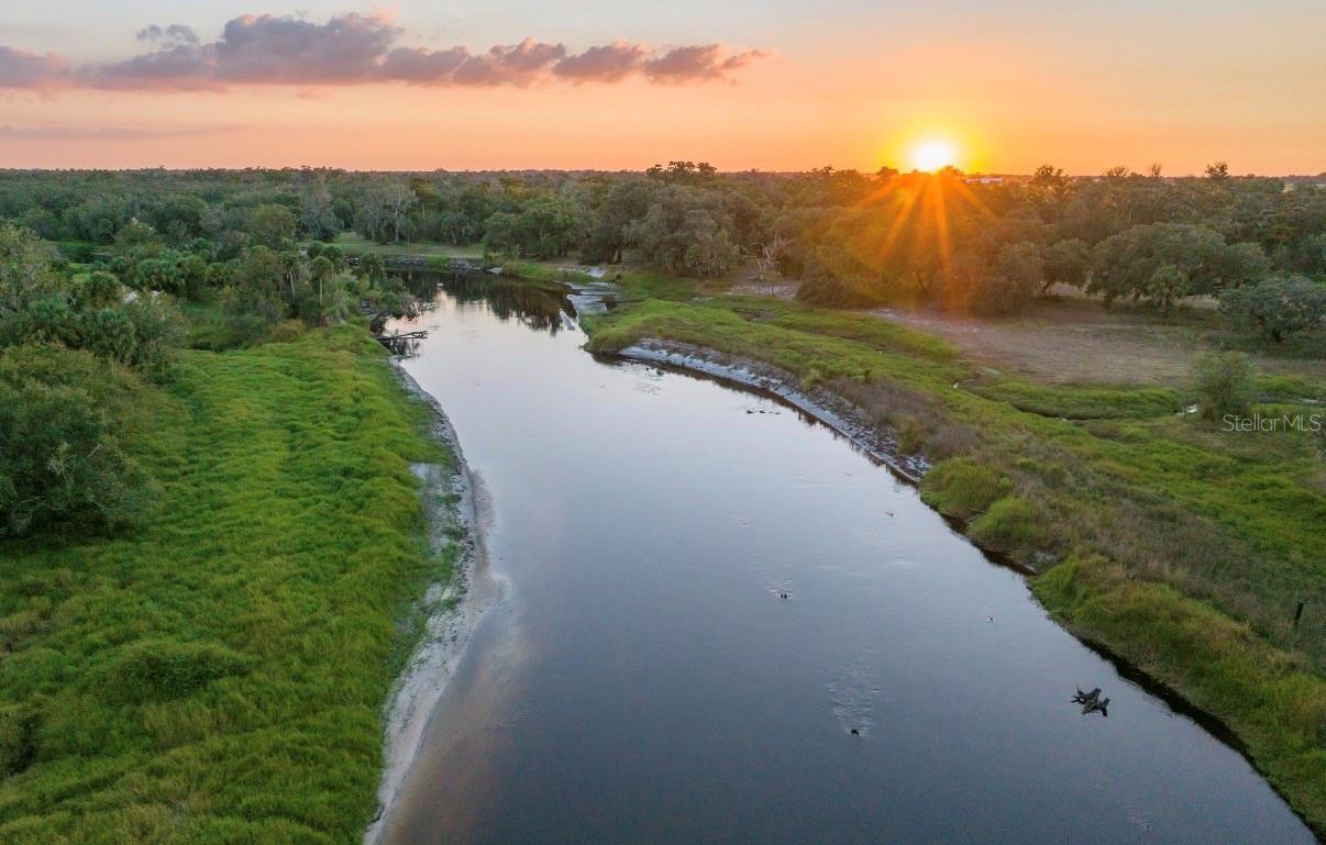 MORQUS MANOR SUB - Land