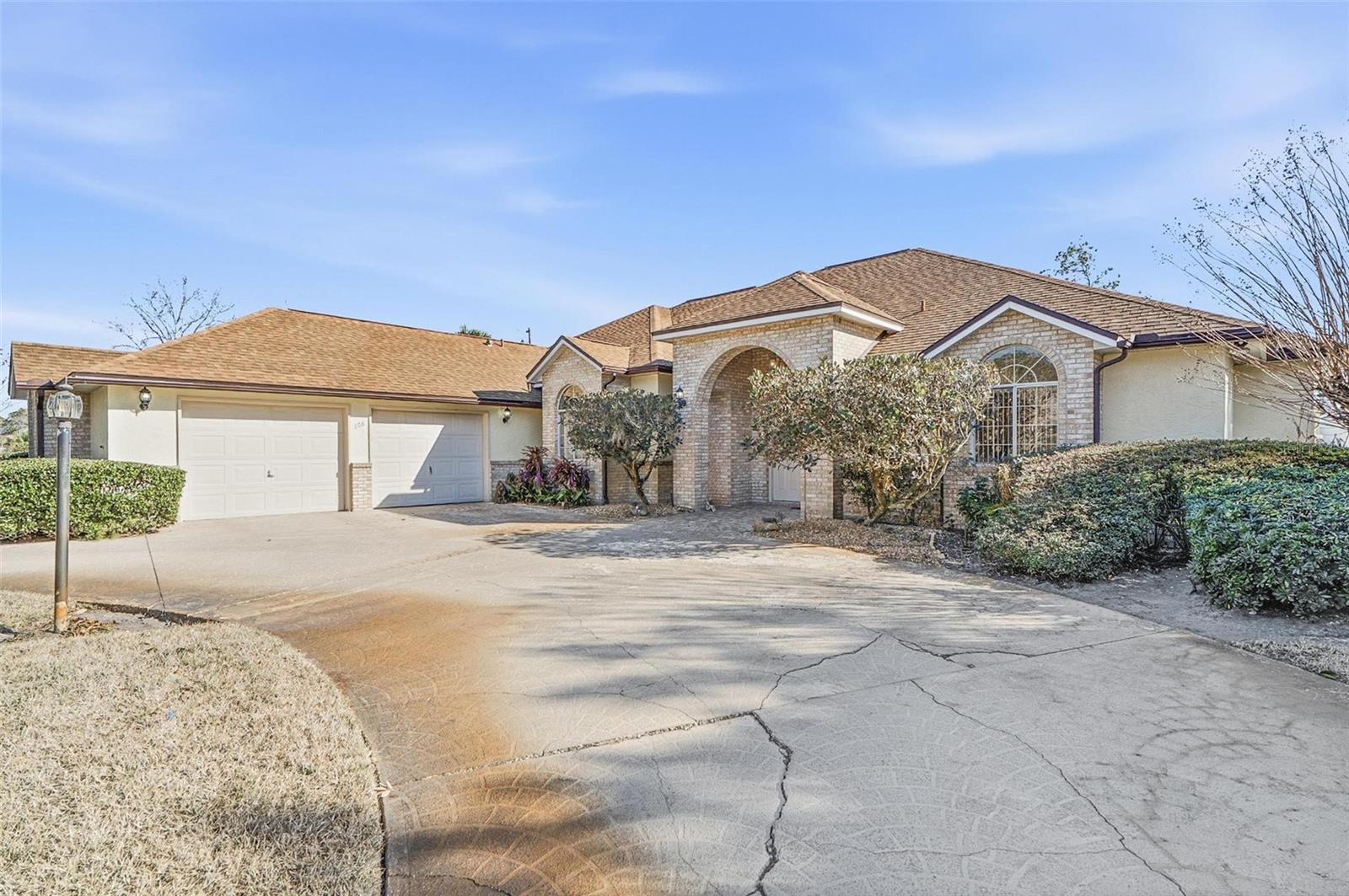 108 BARRINGTON DRIVE