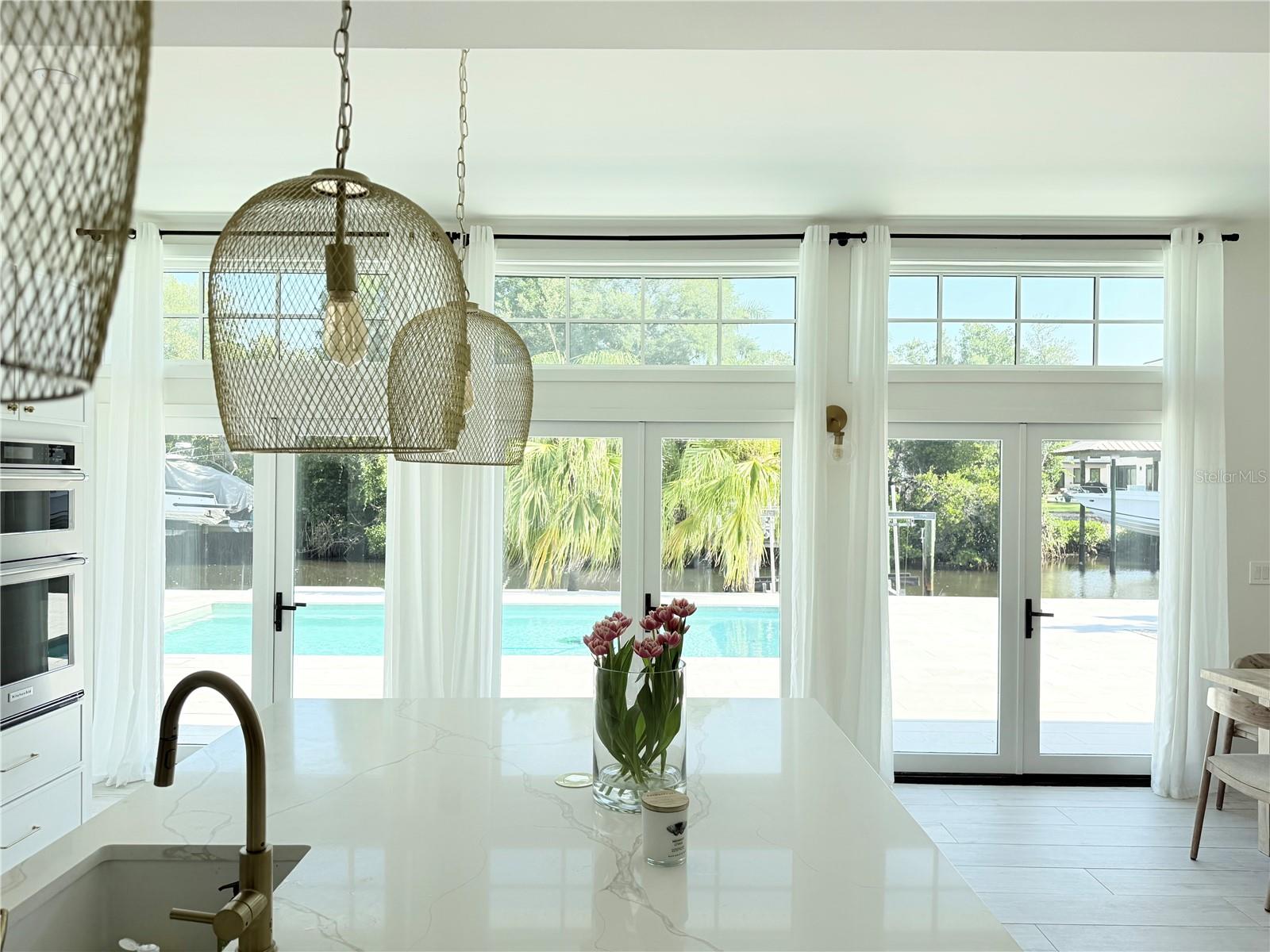 CRISP MANOR 1ST ADD - Residential