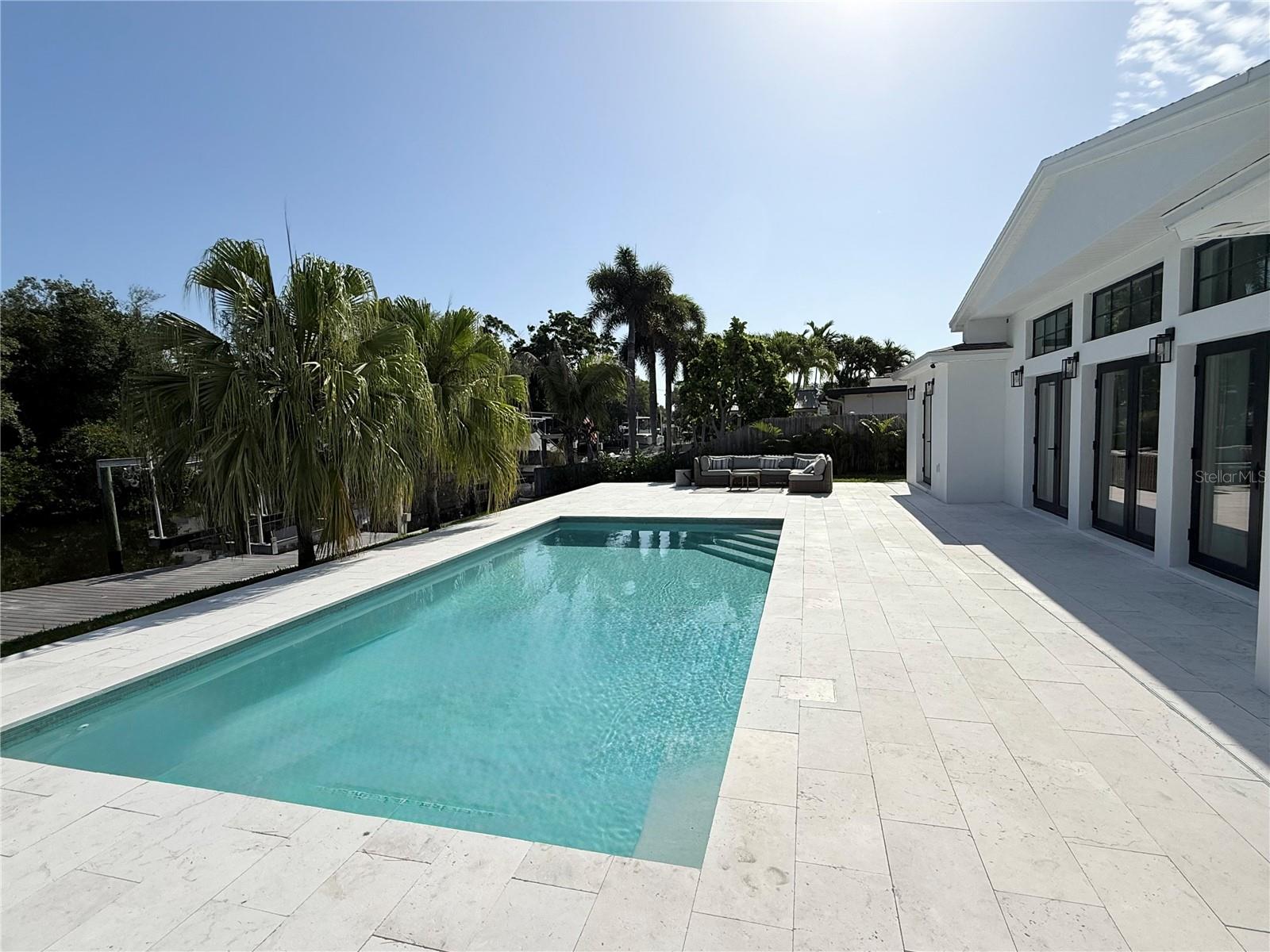 CRISP MANOR 1ST ADD - Residential