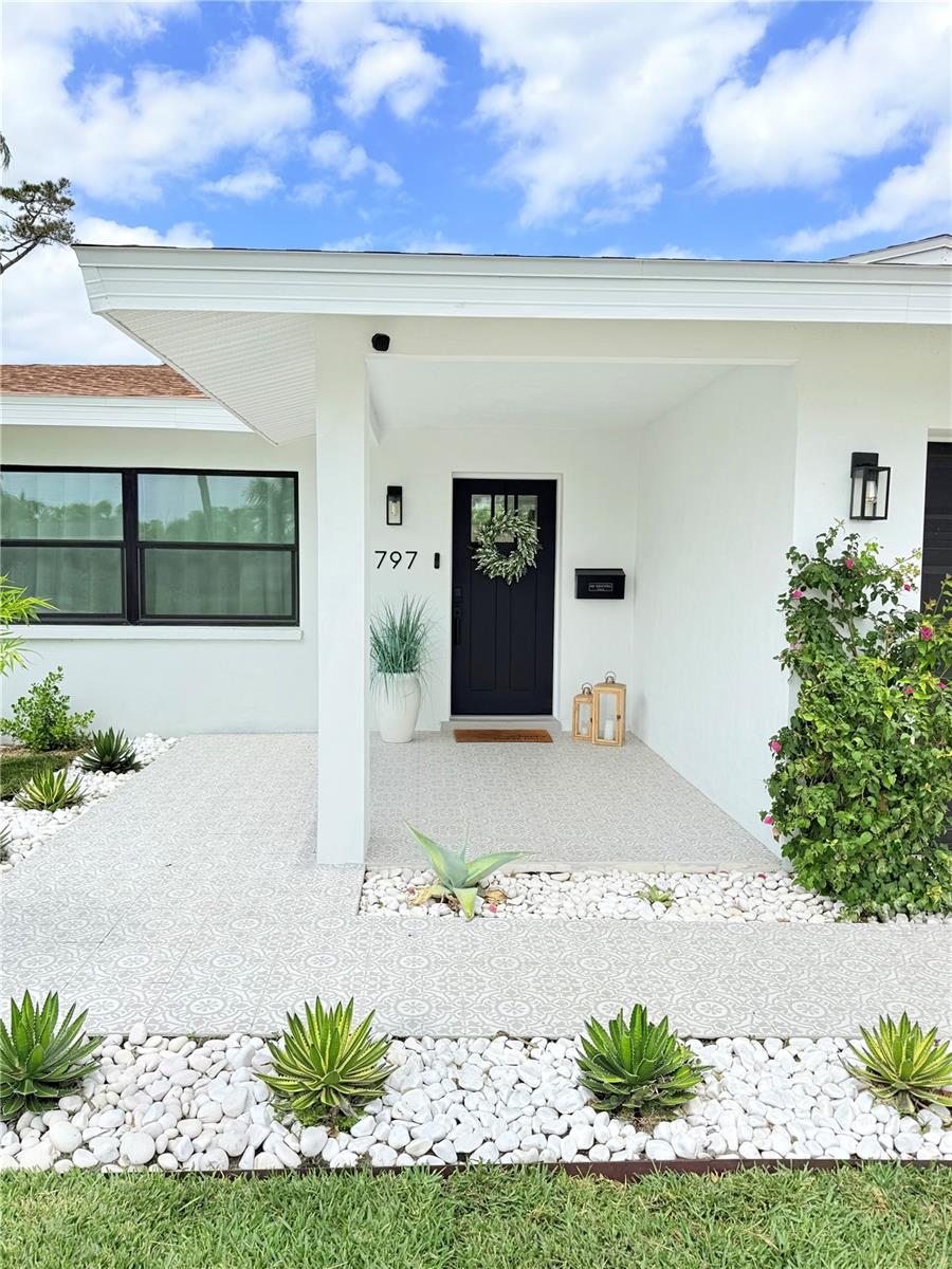 CRISP MANOR 1ST ADD - Residential