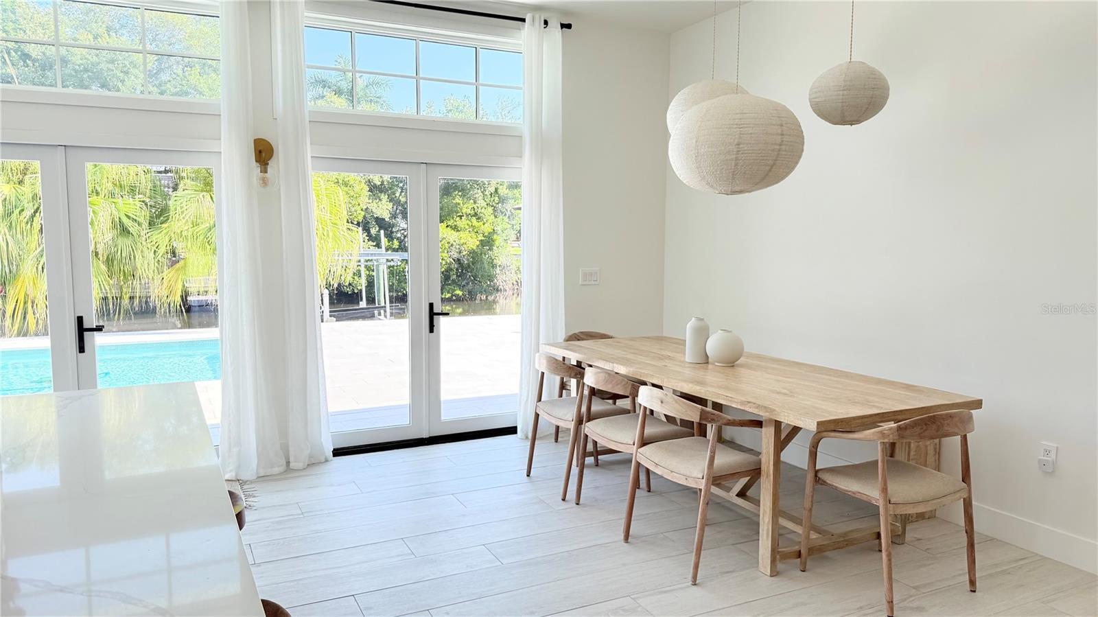 CRISP MANOR 1ST ADD - Residential