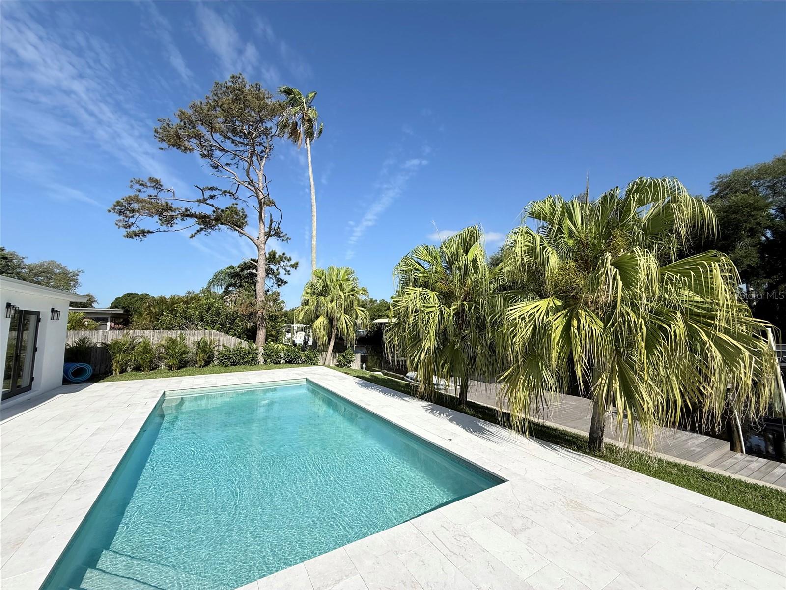 CRISP MANOR 1ST ADD - Residential