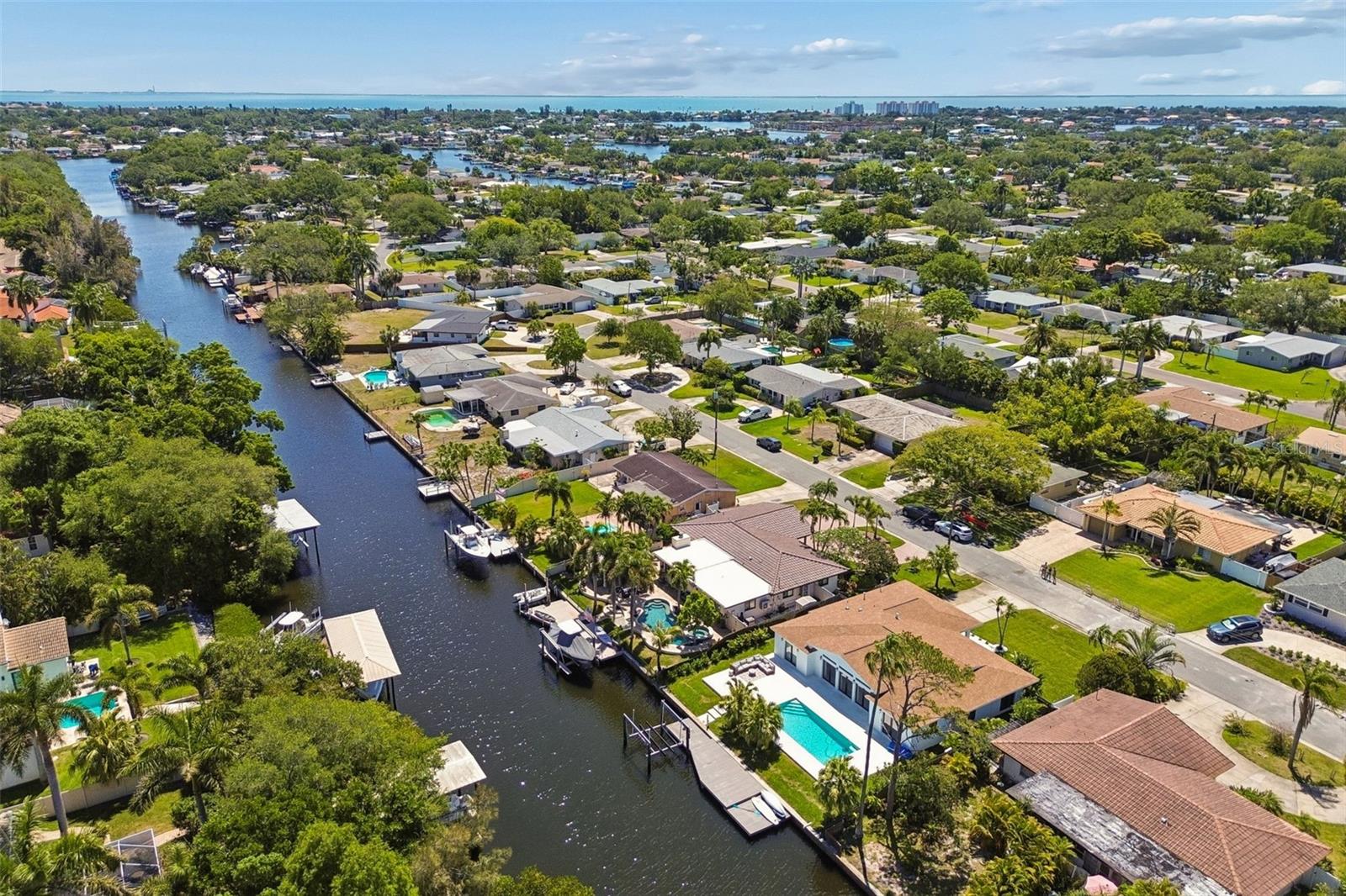 CRISP MANOR 1ST ADD - Residential