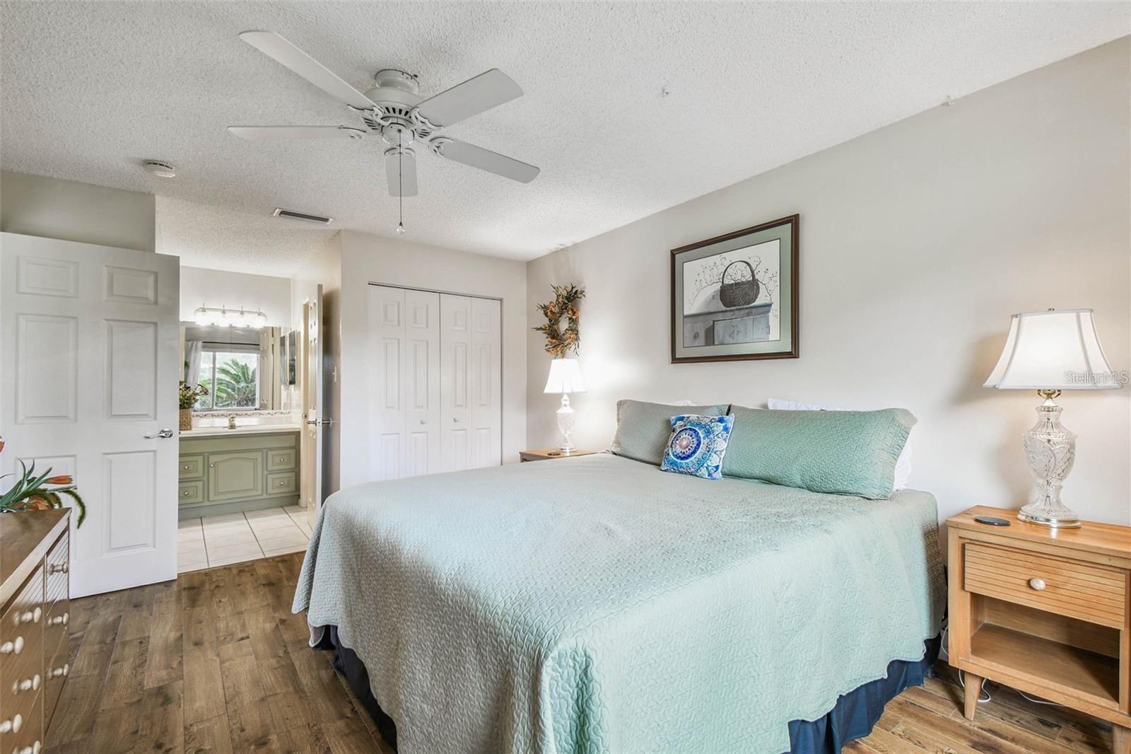 SEVEN SPGS VILLAS CONDO - Residential