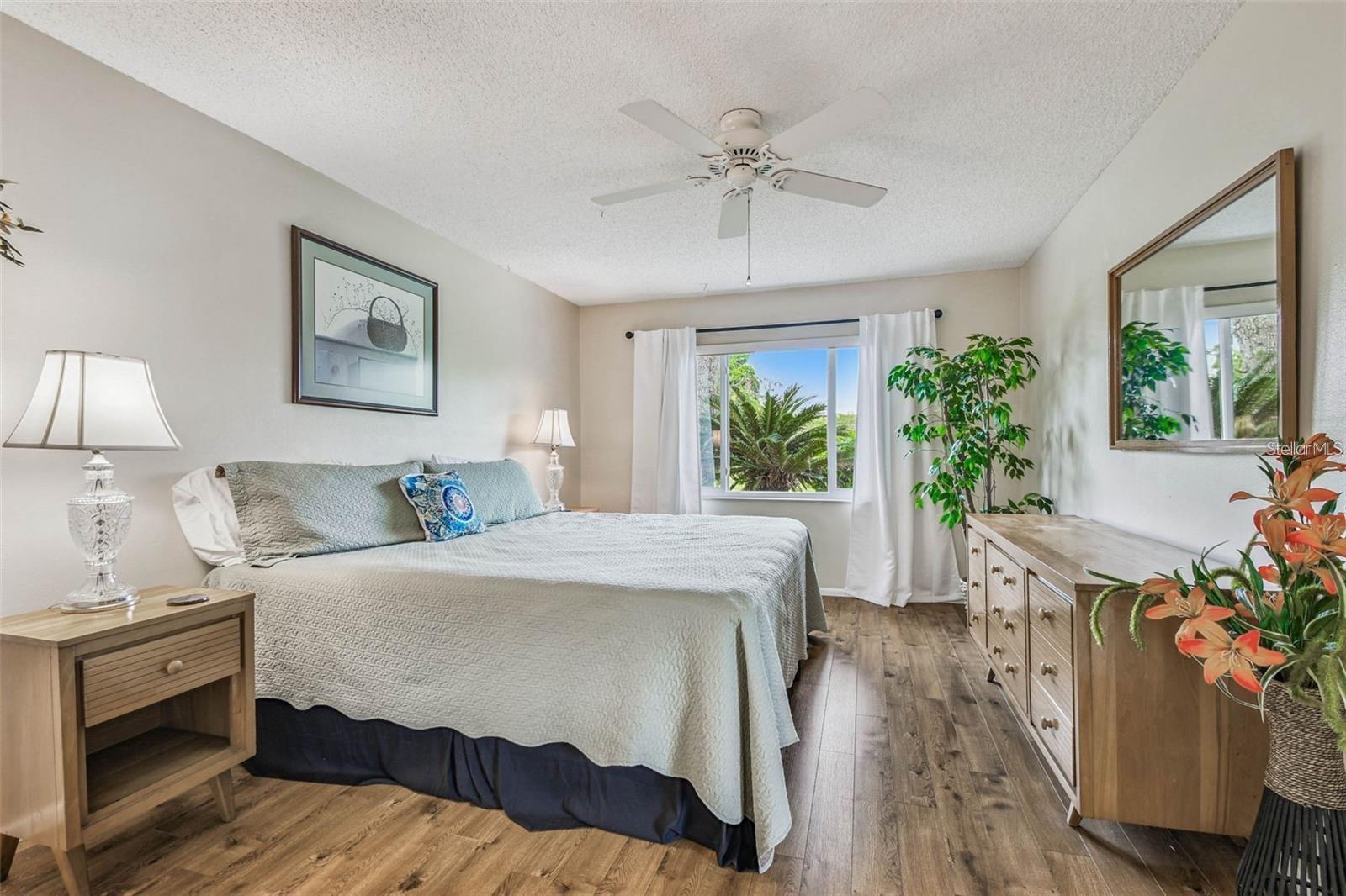 SEVEN SPGS VILLAS CONDO - Residential