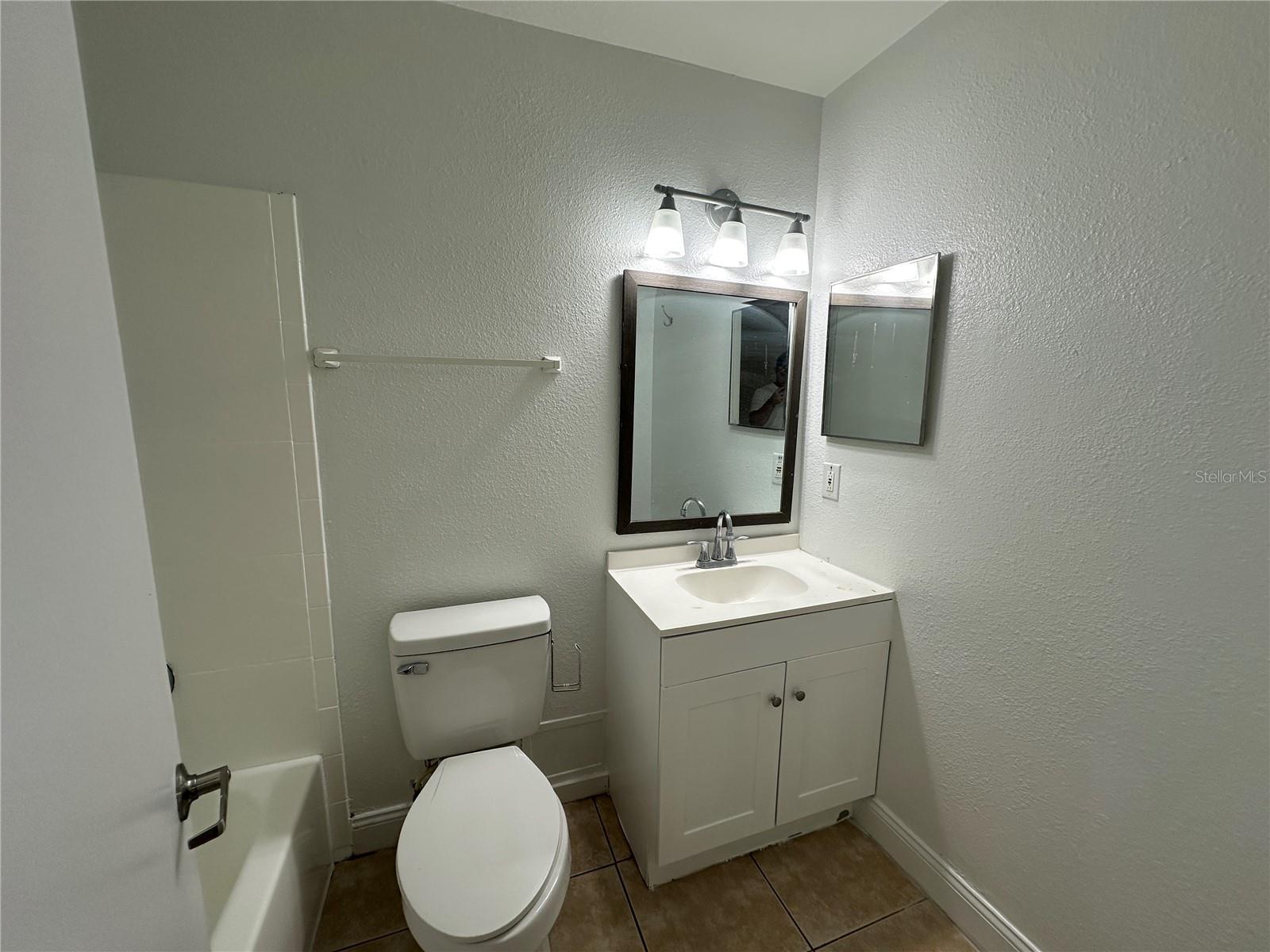 WESTSIDE TWNHMS PH 02 - Residential Lease