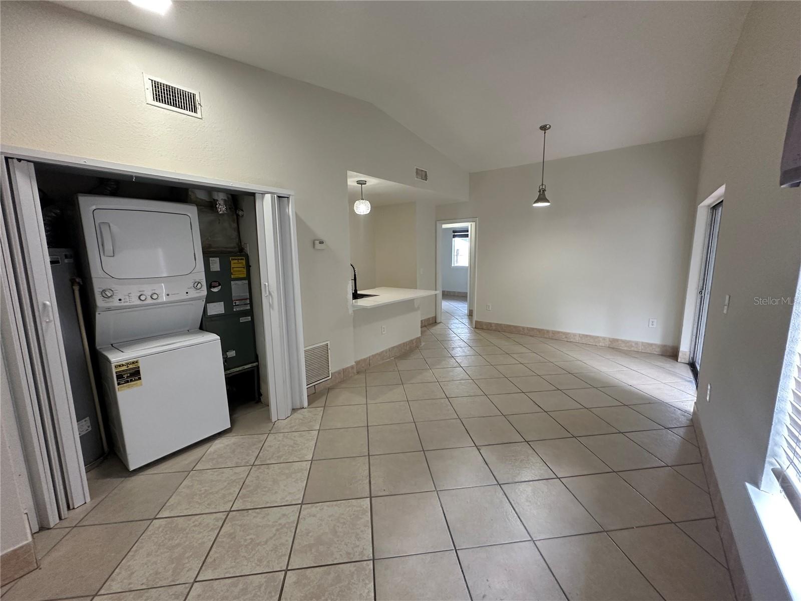 WESTSIDE TWNHMS PH 02 - Residential Lease