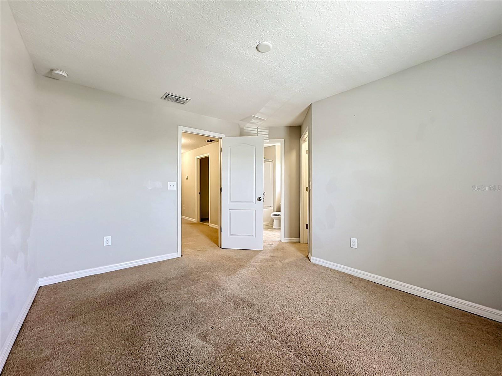 HAWKS POINT PH N TWNHMS - Residential