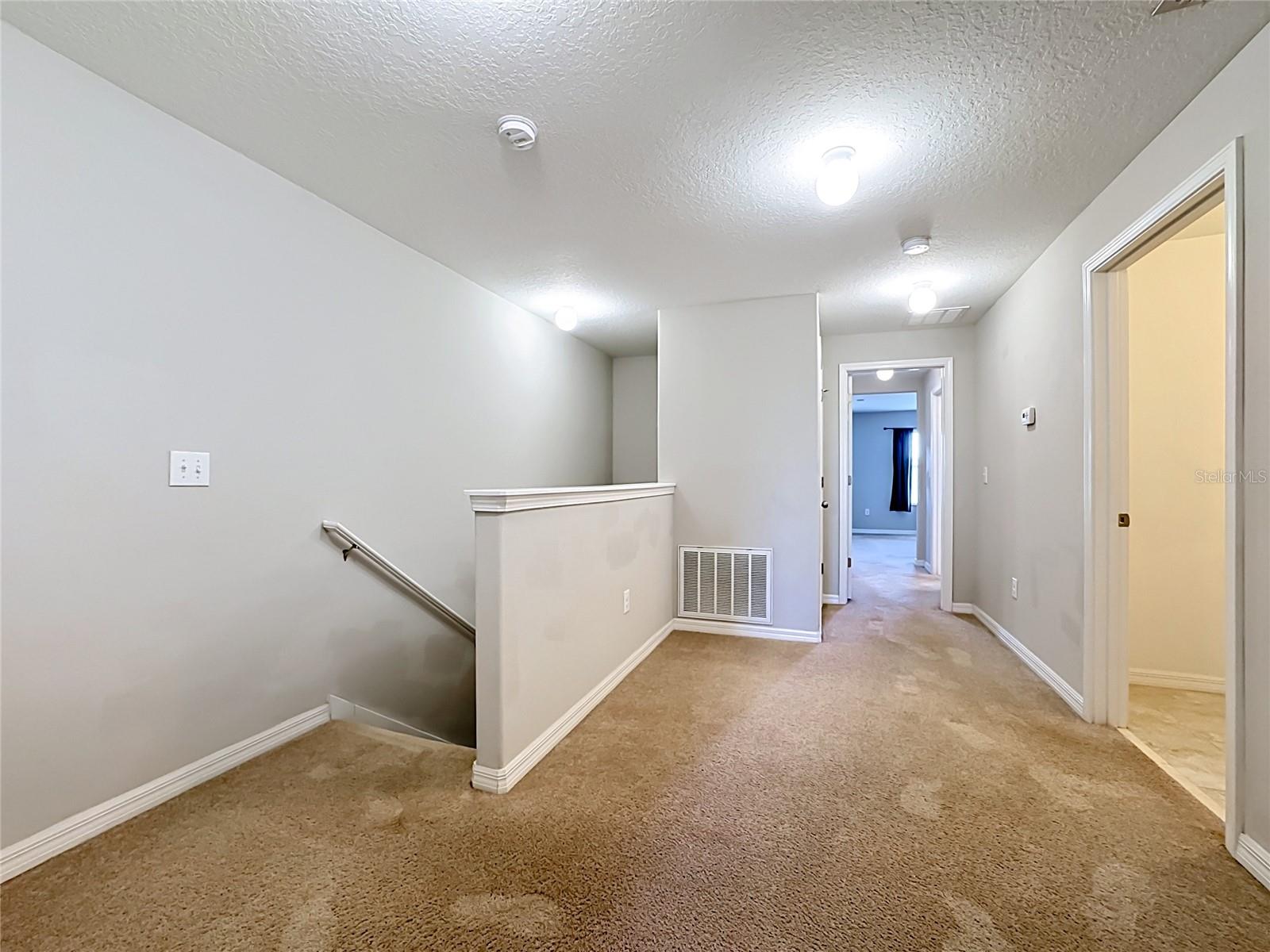HAWKS POINT PH N TWNHMS - Residential