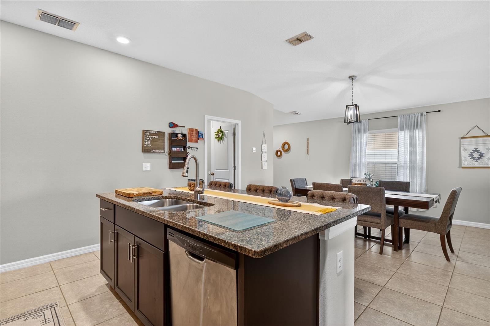 BELMONT - Residential