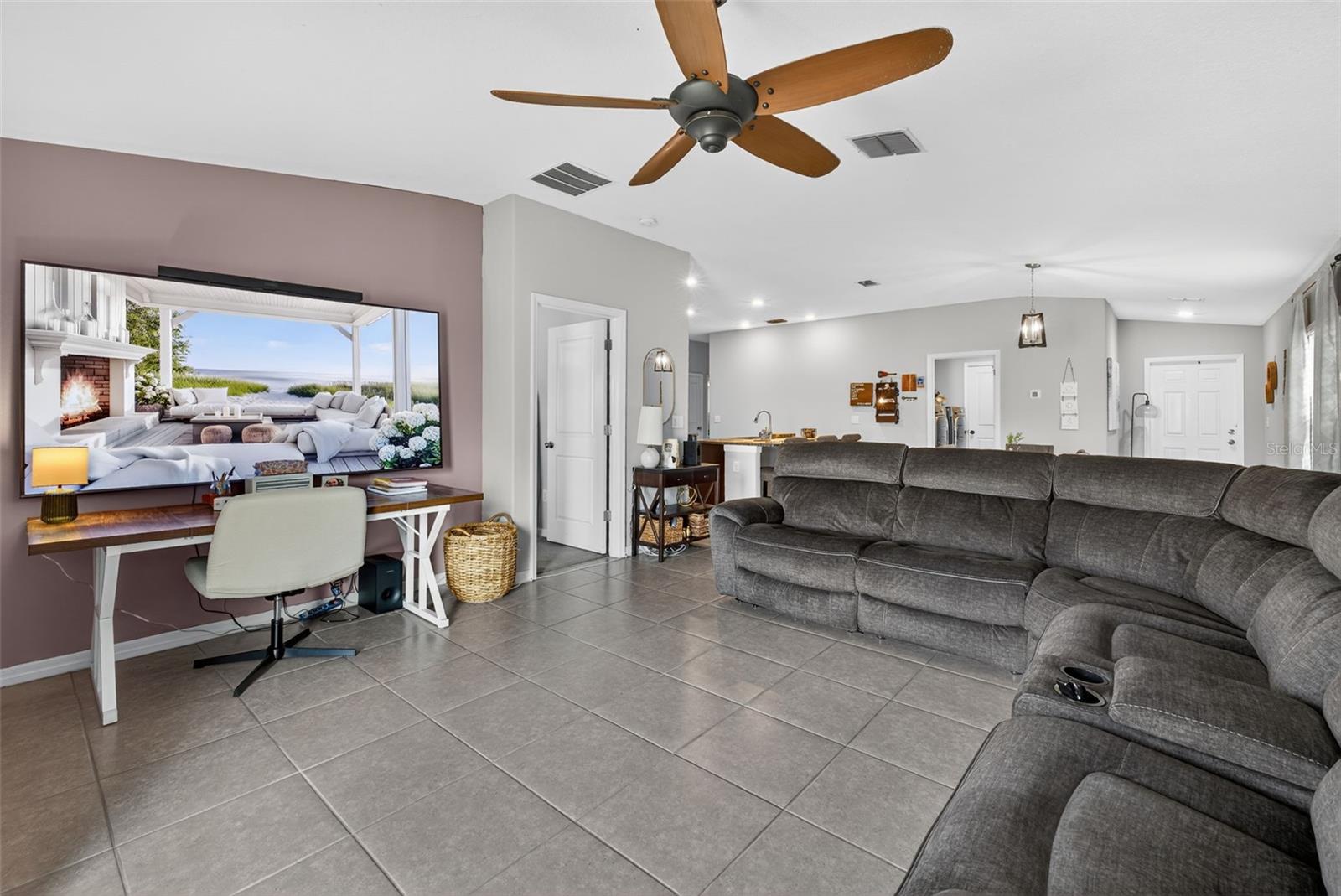 BELMONT - Residential