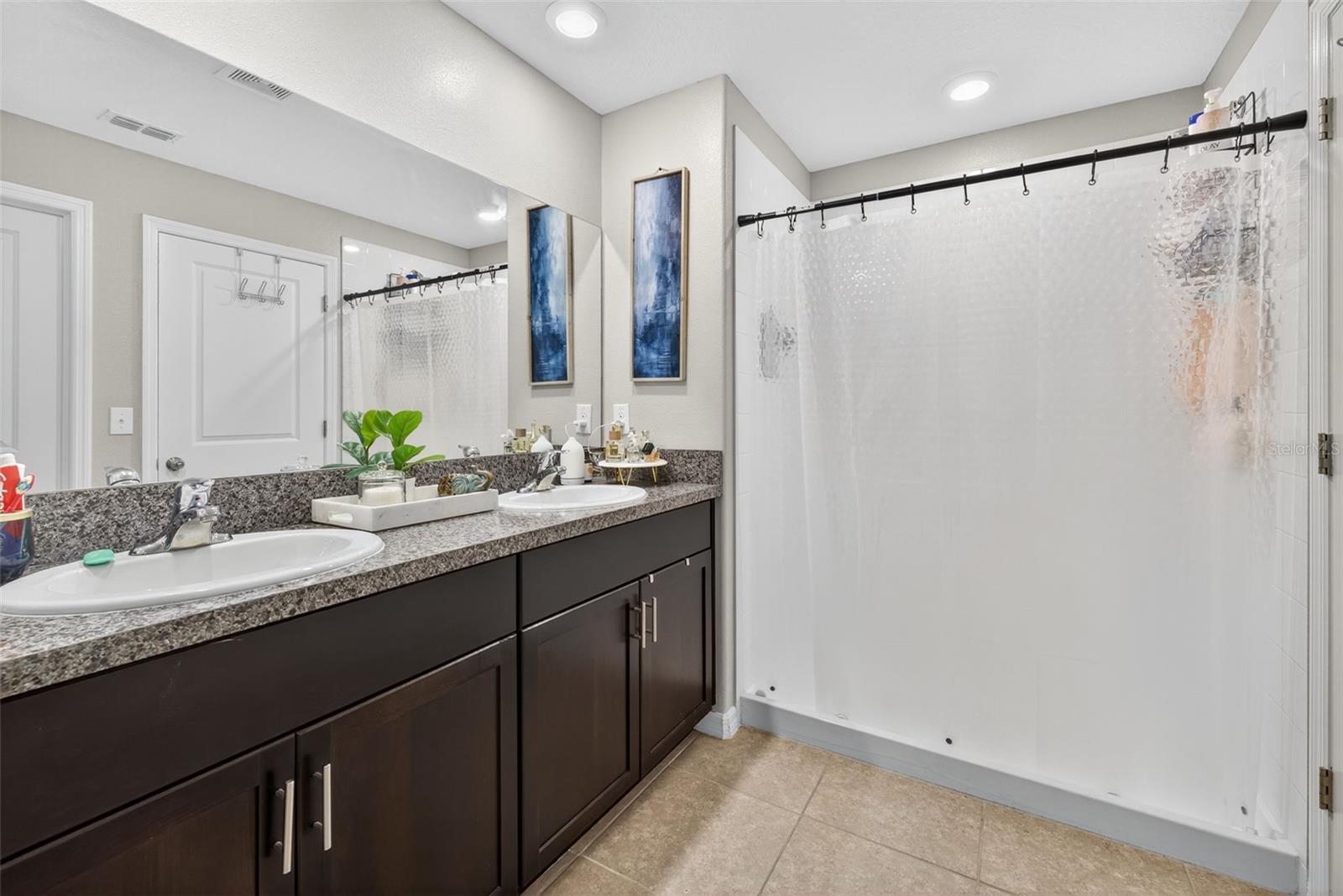 BELMONT - Residential