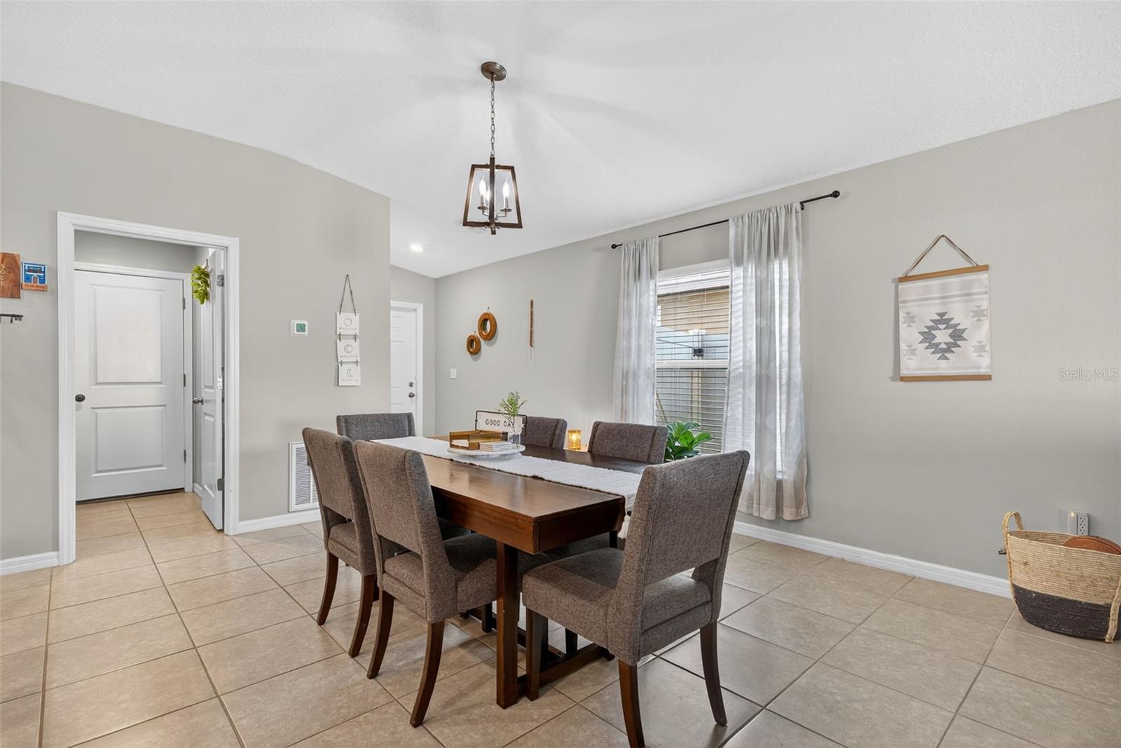 BELMONT - Residential