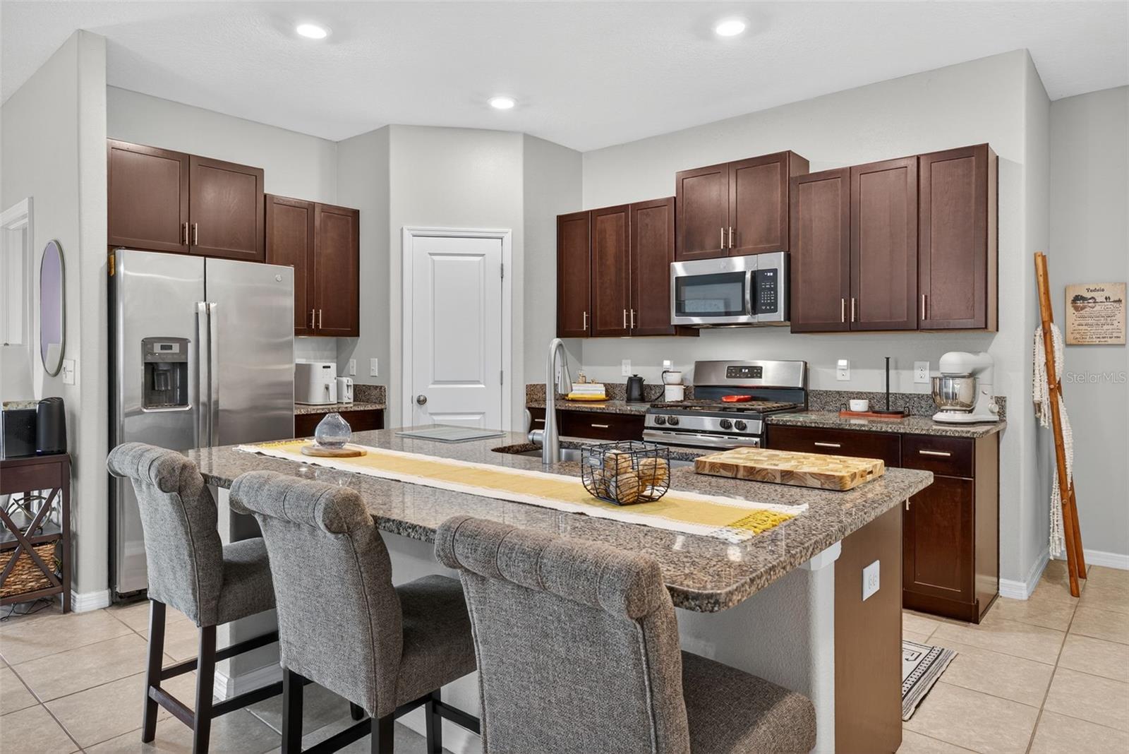 BELMONT - Residential