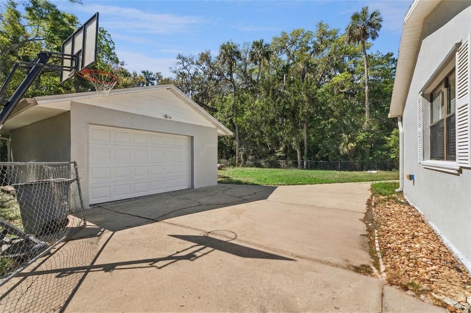 NAPIER & HULL GRANT - Residential