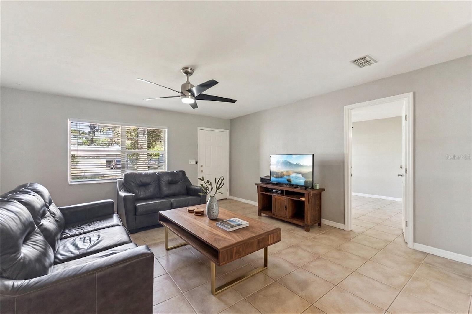 NAPIER & HULL GRANT - Residential