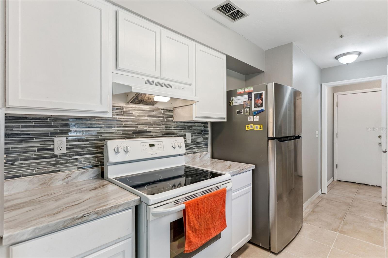 NAPIER & HULL GRANT - Residential