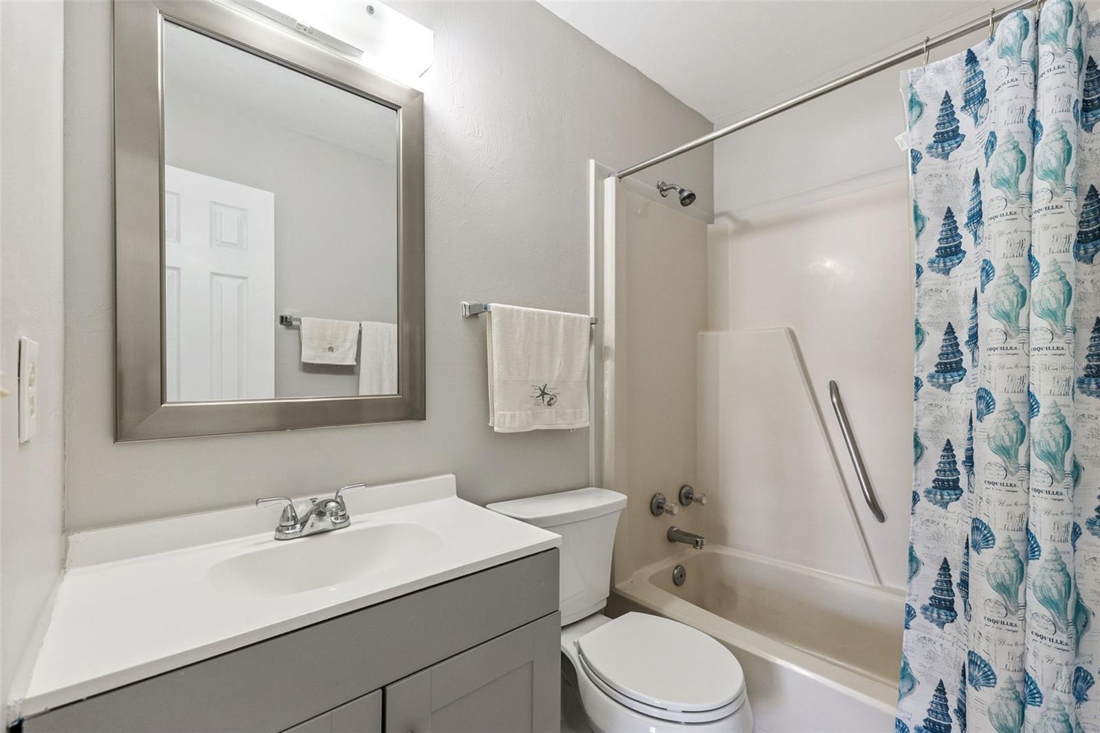 NAPIER & HULL GRANT - Residential