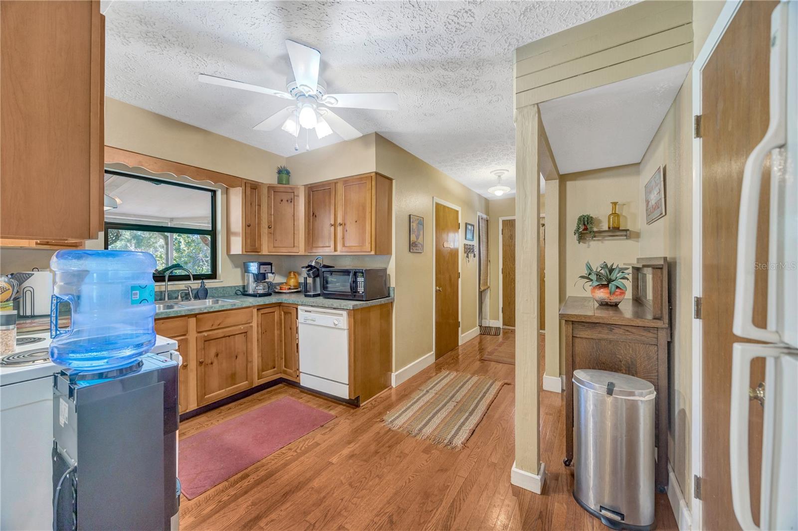 ROSANNA MAUCH ESTATES - Residential