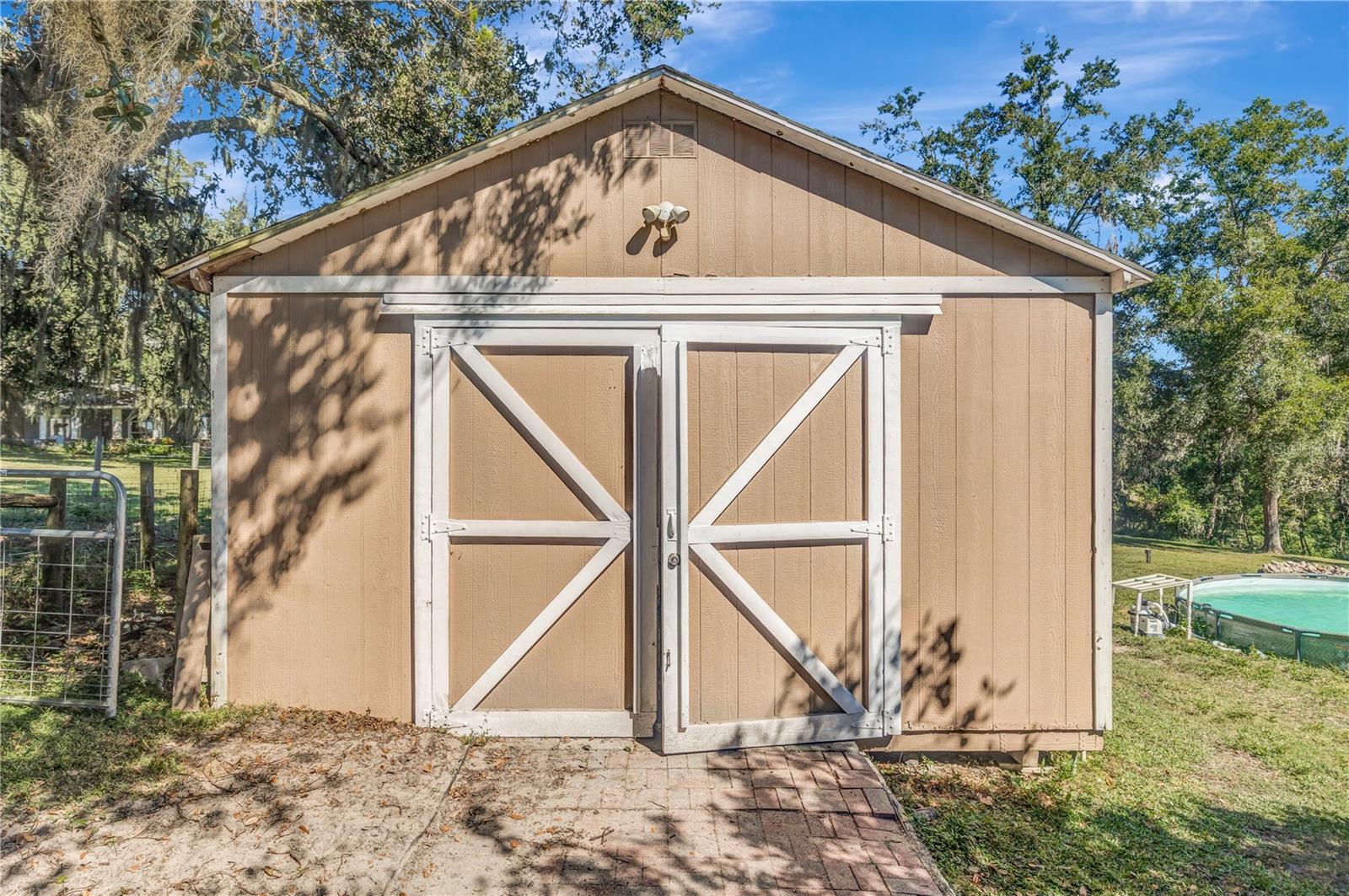 ROSANNA MAUCH ESTATES - Residential