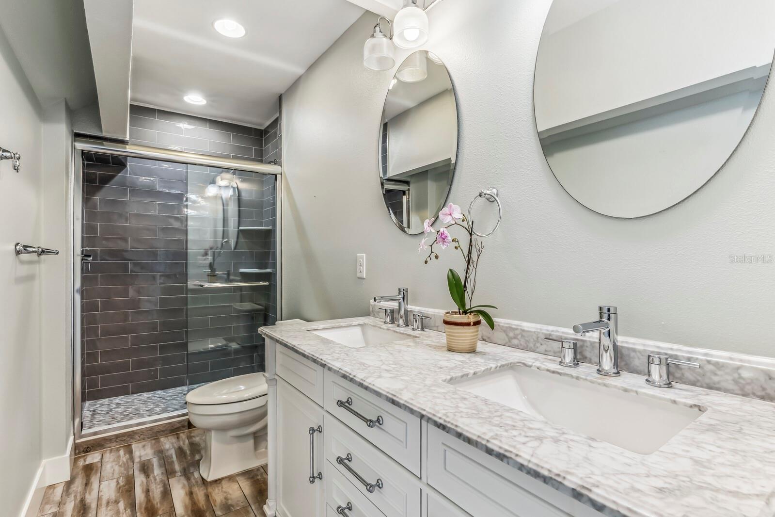 VILLAGE BOCA GRANDE CLUB PH2 - Residential