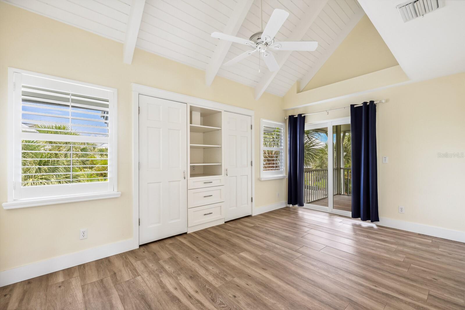 VILLAGE BOCA GRANDE CLUB PH2 - Residential