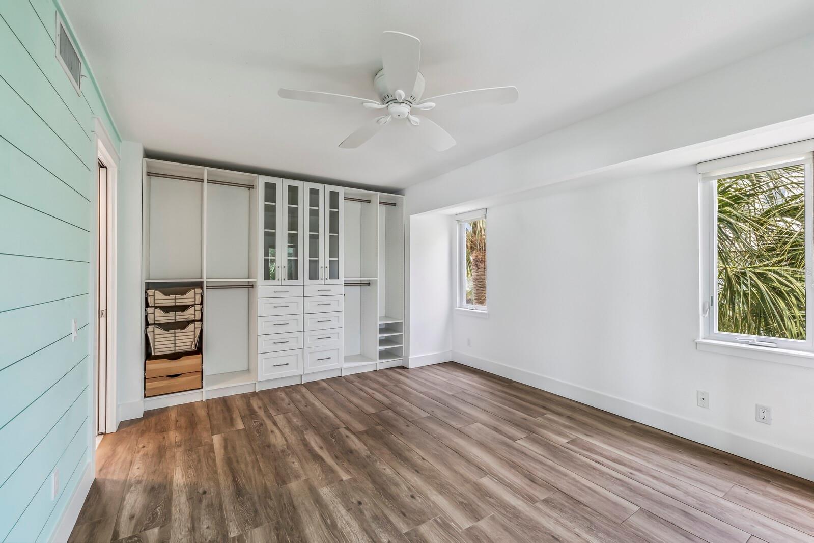 VILLAGE BOCA GRANDE CLUB PH2 - Residential