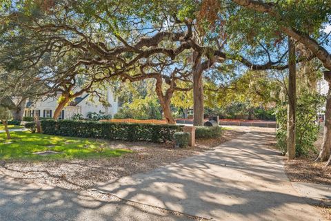 A home in TAMPA