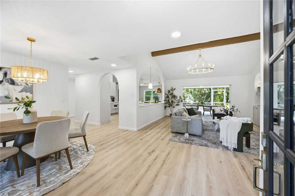 Photo of 4420 Oak View Drive, Sarasota, FL 34232 (MLS # A4687864)