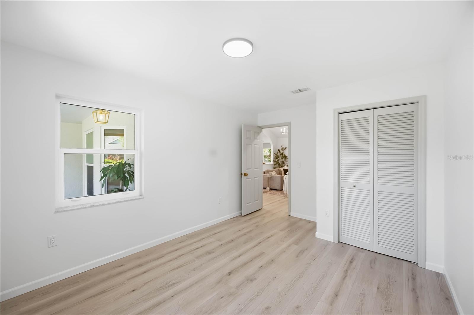 LAKES ESTATES 3 OF SARASOTA - Residential