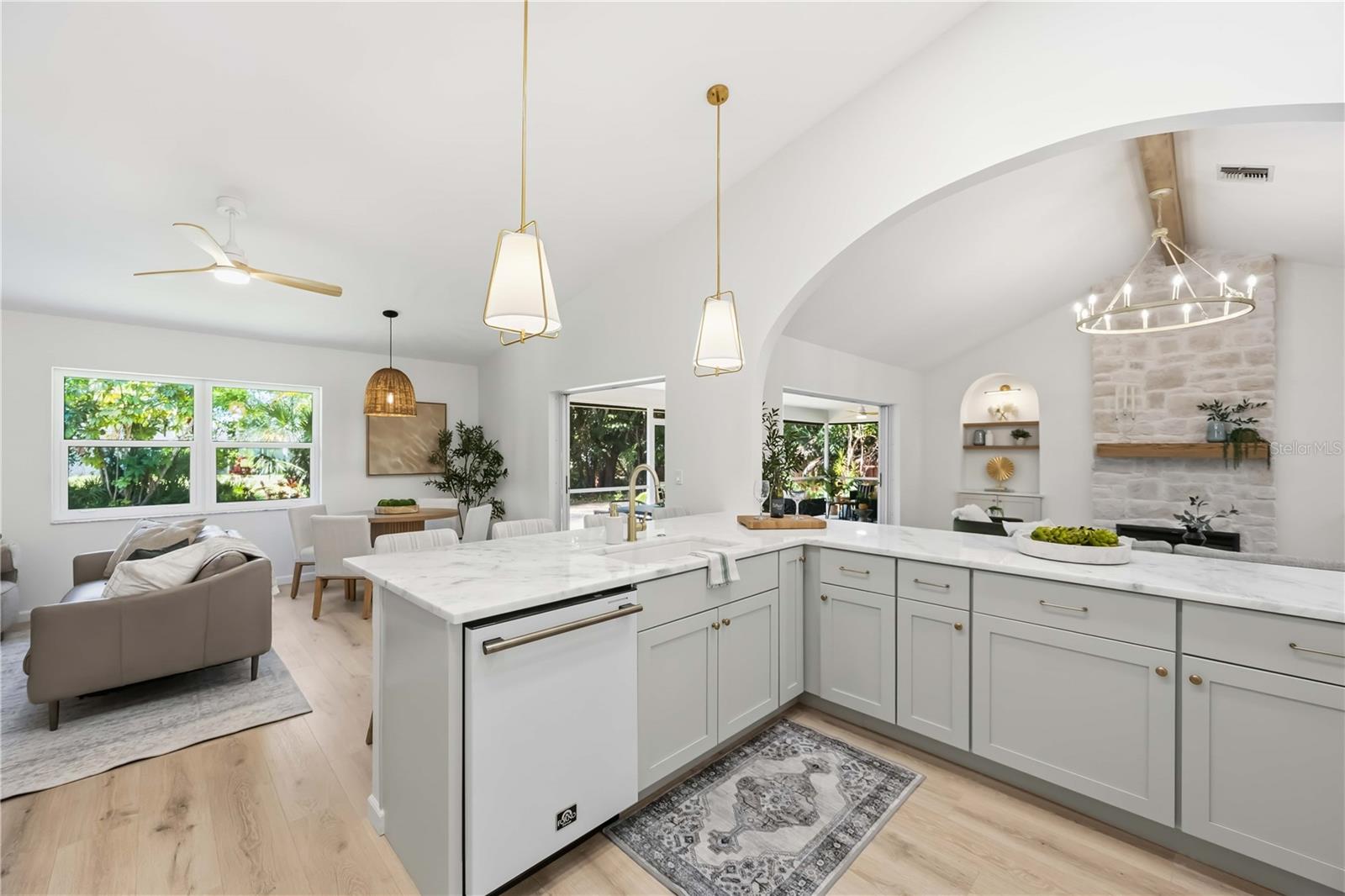 LAKES ESTATES 3 OF SARASOTA - Residential