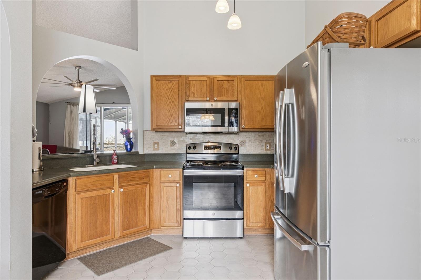 KENSINGTON AT EASTWOOD - Residential