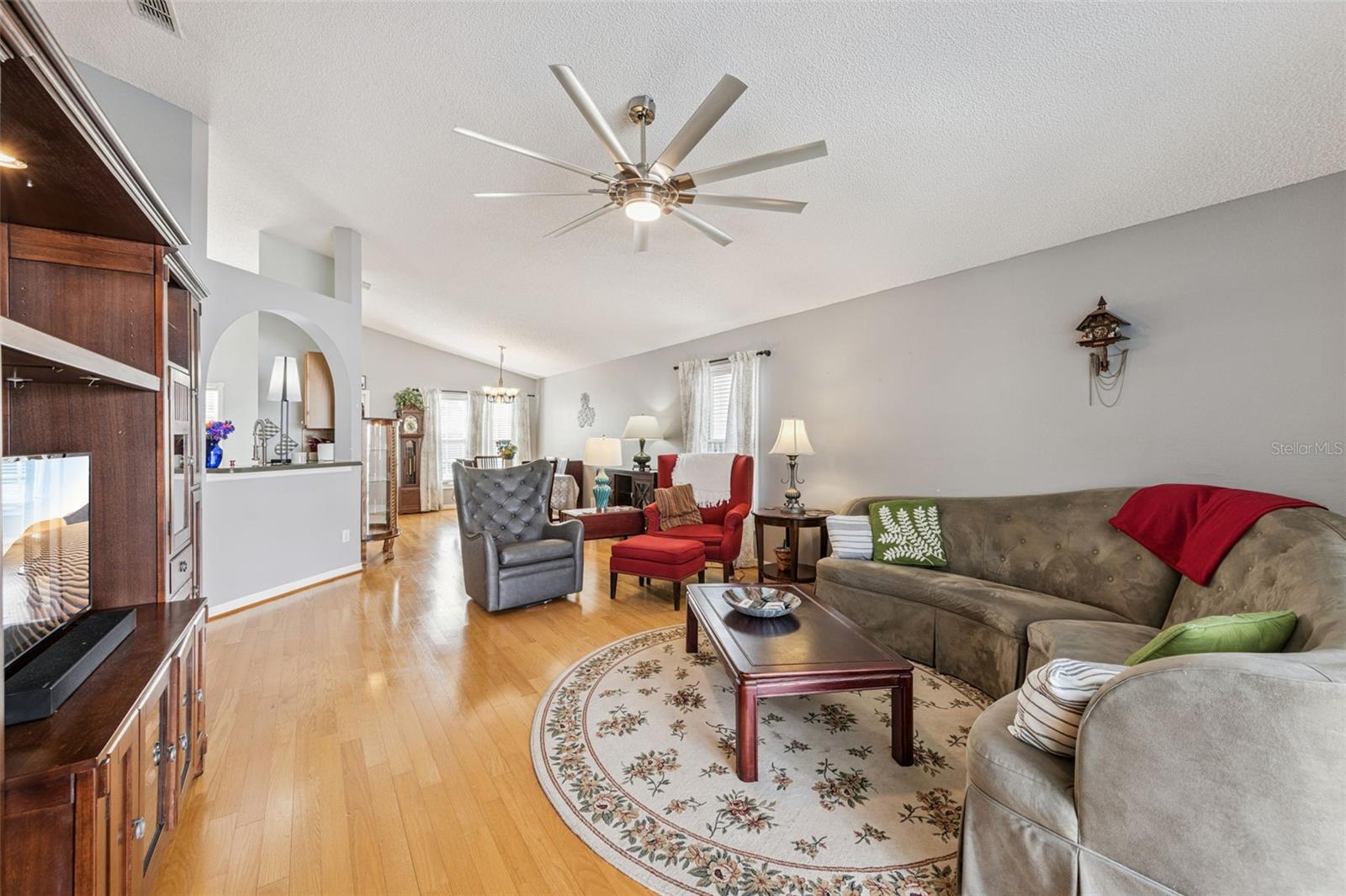 KENSINGTON AT EASTWOOD - Residential