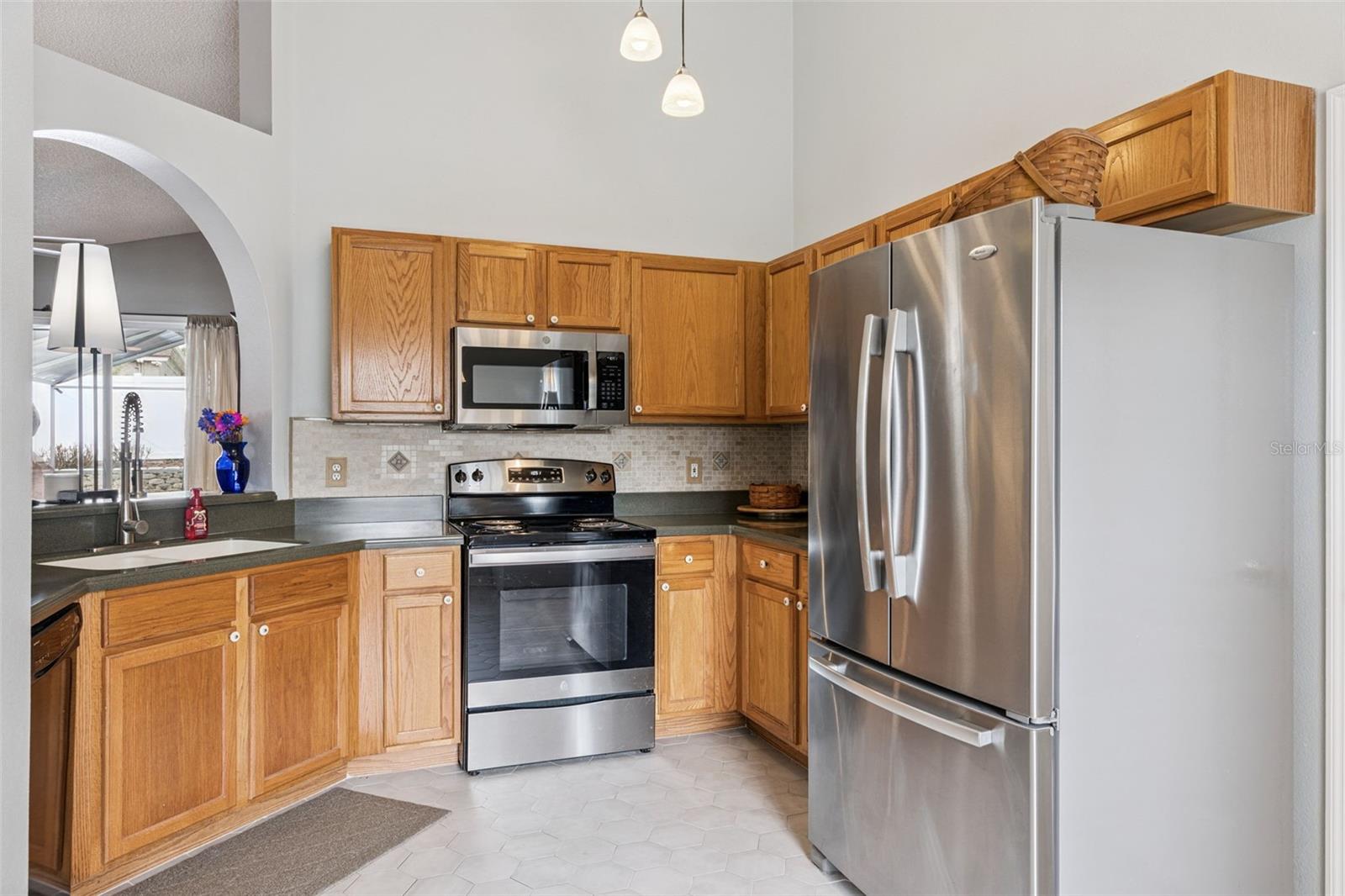 KENSINGTON AT EASTWOOD - Residential