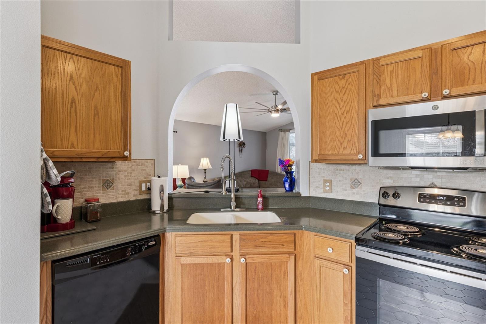 KENSINGTON AT EASTWOOD - Residential