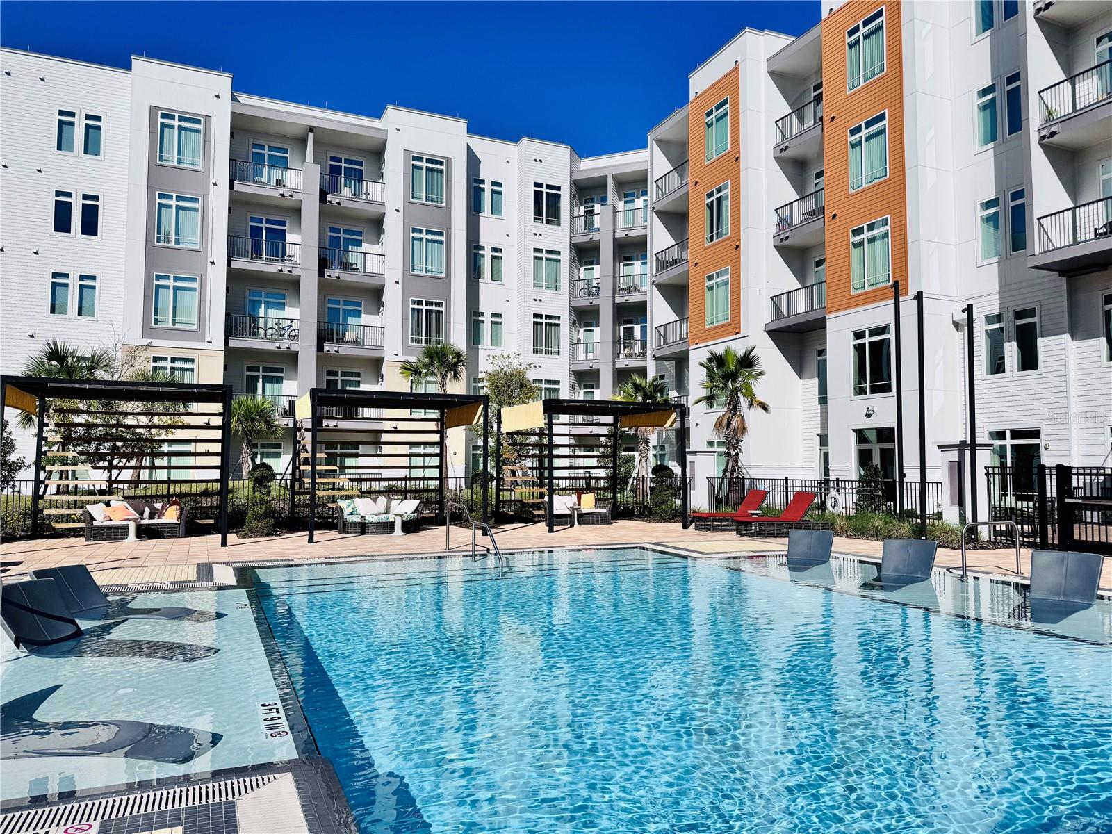 5256 INTERNATIONAL DRIVE C2