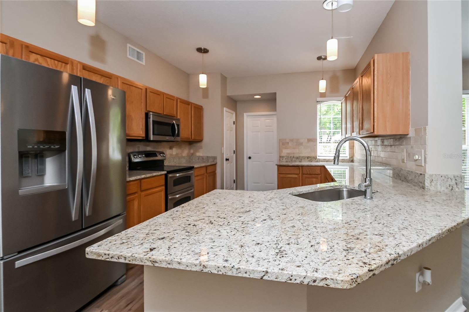 MEADOW WOODS RESERVE - Residential